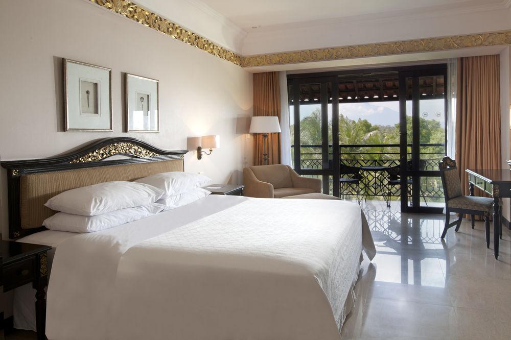 Mustika Yogyakarta Resort And Spa Maguwo Exterior foto